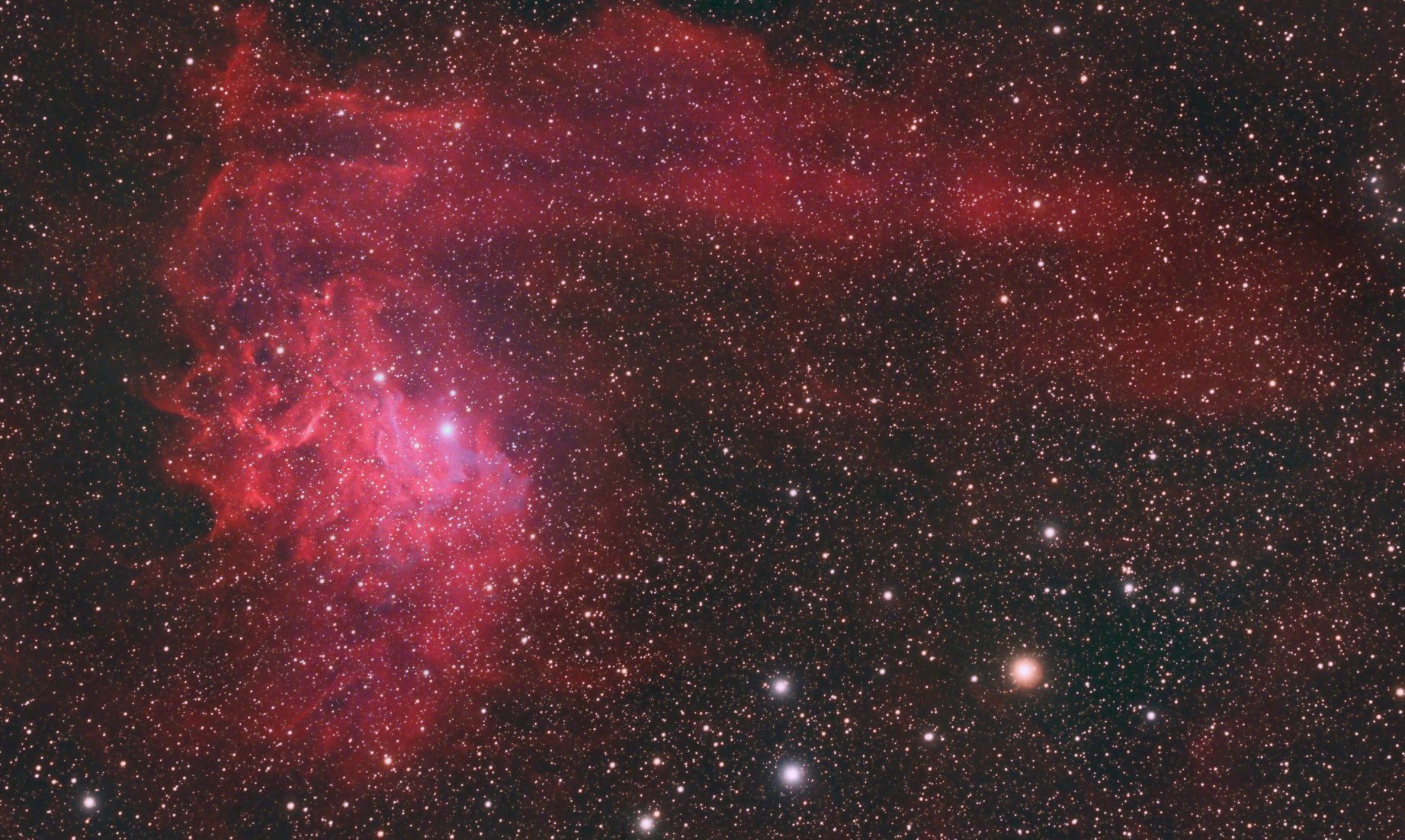 IC405 Flaming Star Nebula - star-watcher.ch